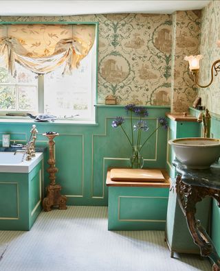 traditional bathroom with green panelling