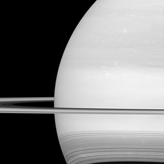 Saturn's Shadow Illusion