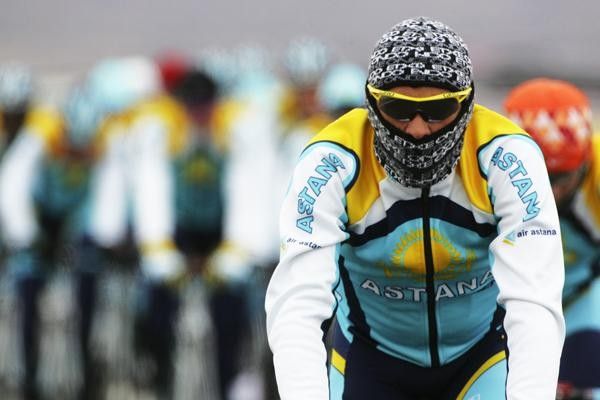 Alberto Contador bundled up for the arctic weather today.