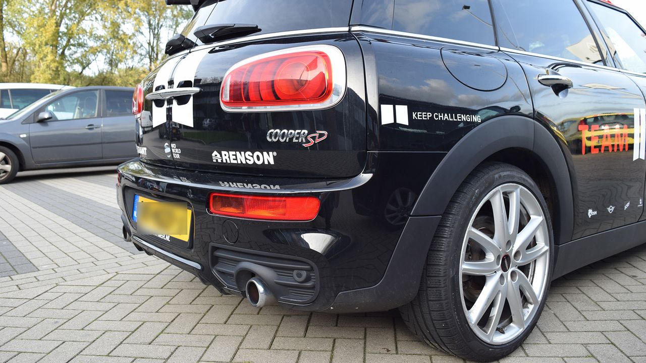 The Mini Cooper Clubman SD has a maximum output of 190hp/139,745 watts
