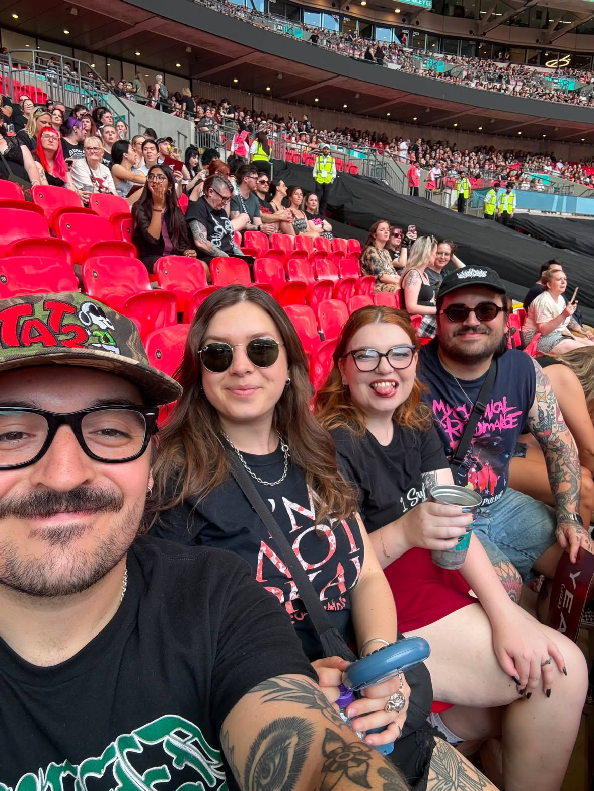an image of Saskia and her friends at the My Chemical Romance gig in London