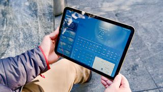 iPad 2022 weather app