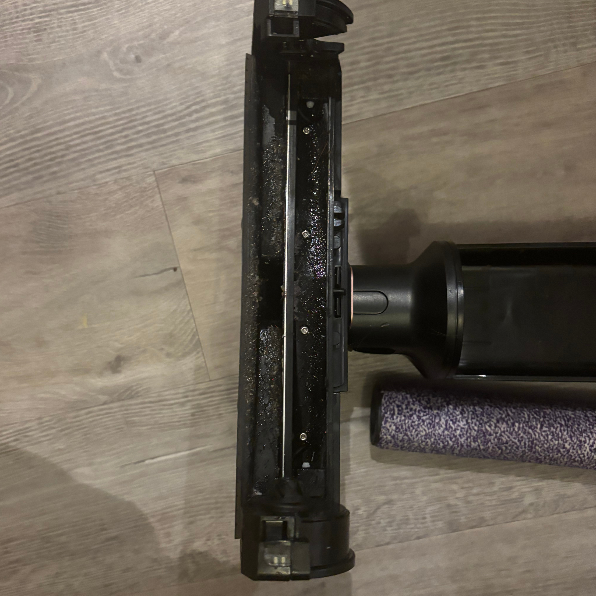 Shark HydroVac Cordless Hard Floor Cleaner nozzle with roller brush removed