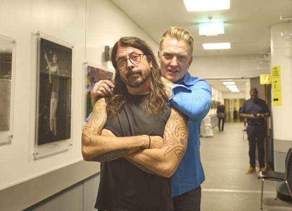 Dave Grohl and Josh Homme backstage