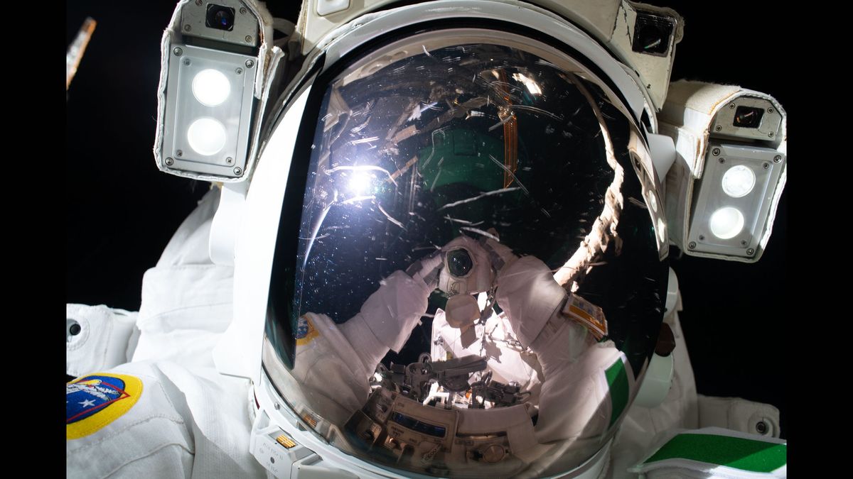 expedition 61 spacewalks gallery