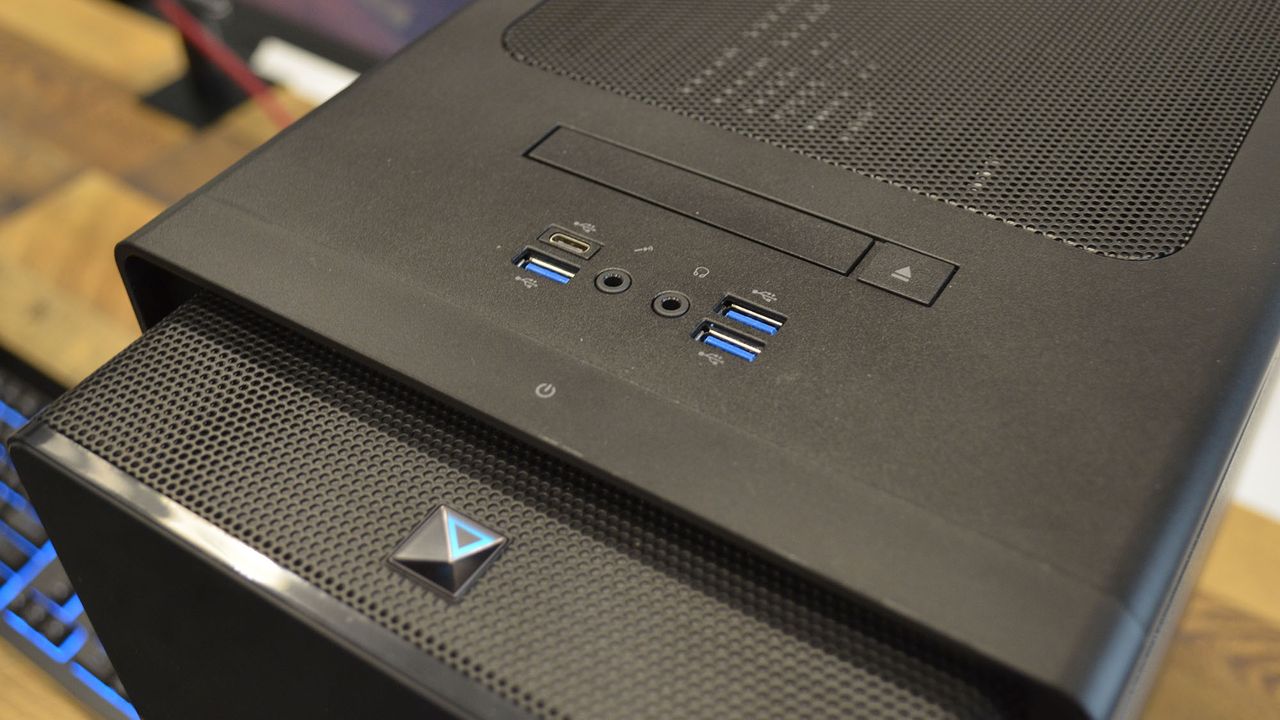 An Acer Orion 7000 on a desk