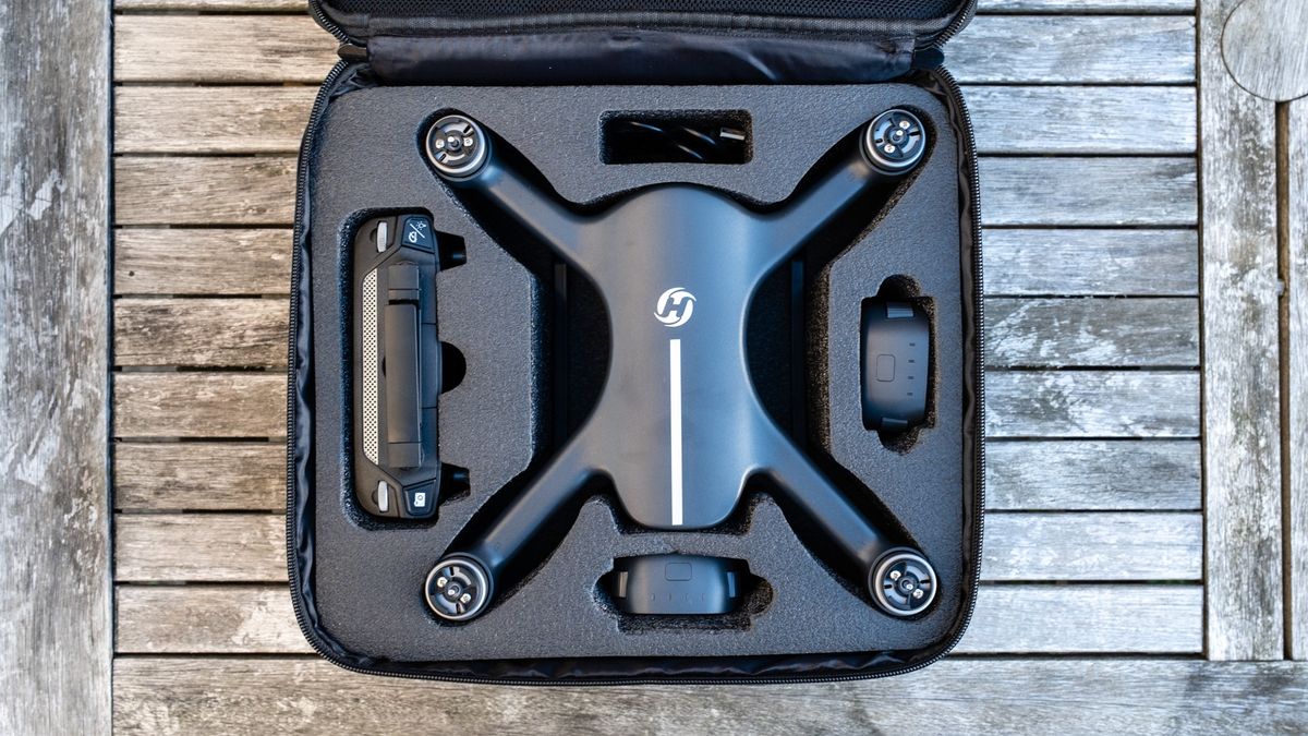 Holy Stone HS700E_case open displaying drone