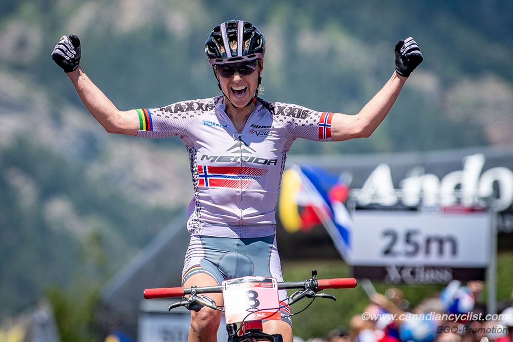Gunn-Rita Dahle Flesjaa (Team Merida Gunn-Rita) winning her 3oth World Cup