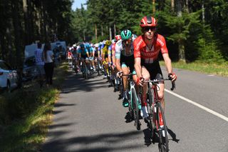 Chad Haga leads the Tour de France peloton during stage 5