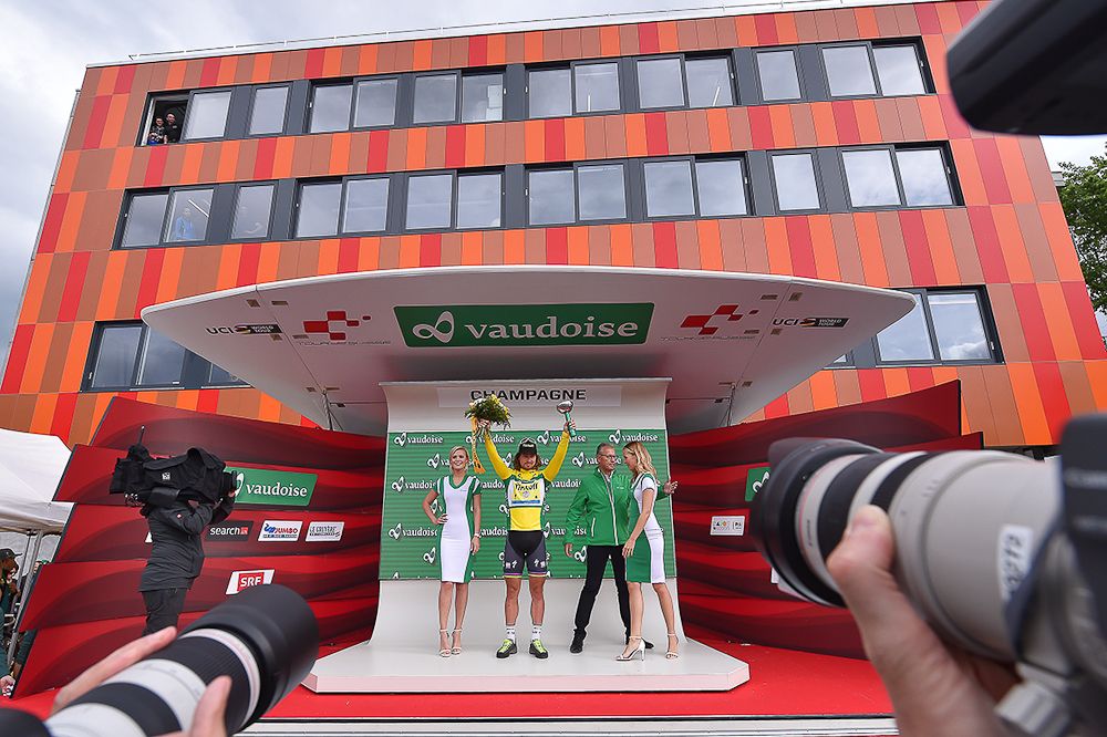 Sagan on the stage 4 podium at Tour de Suisse.