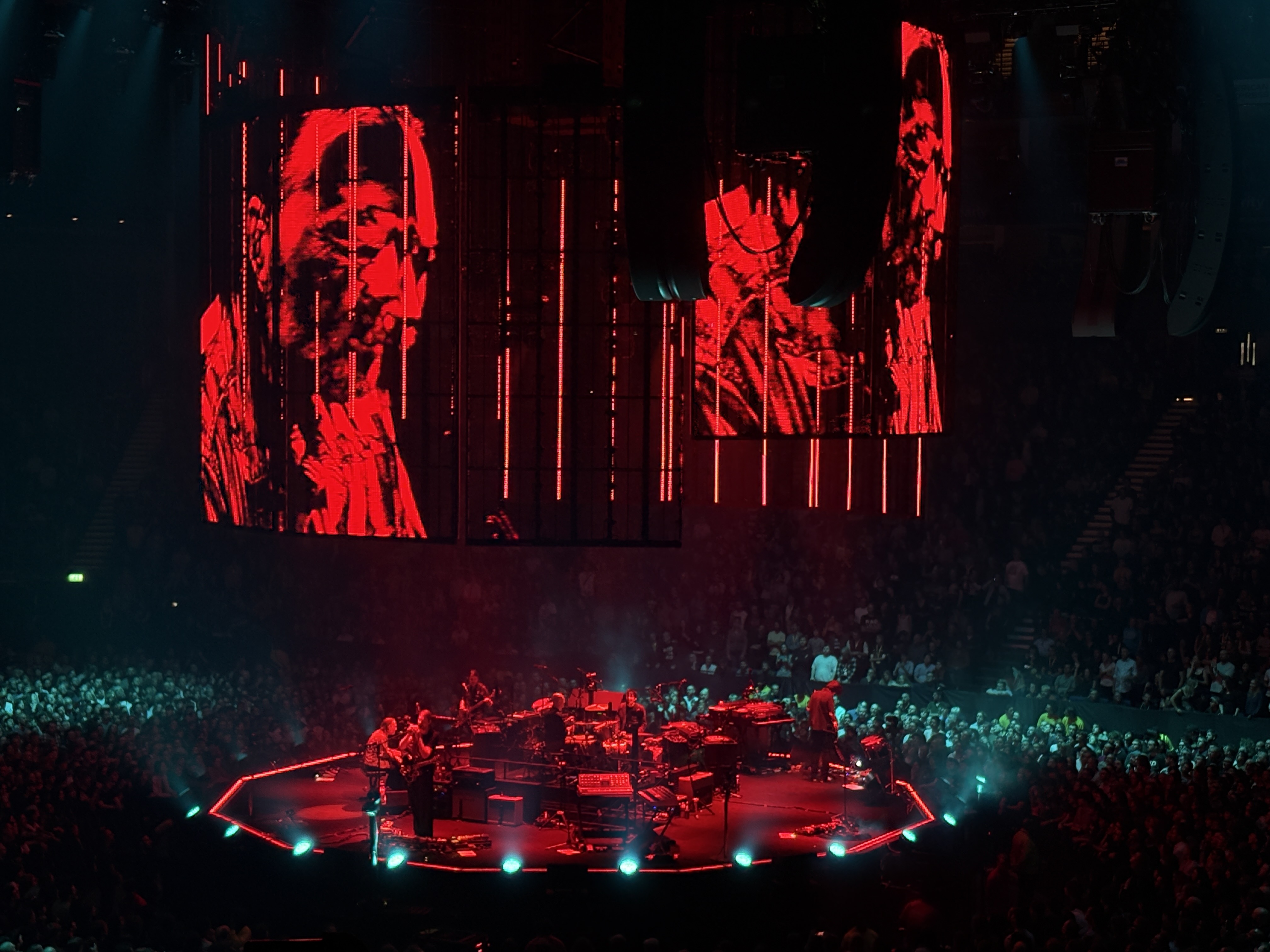 Radiohead live