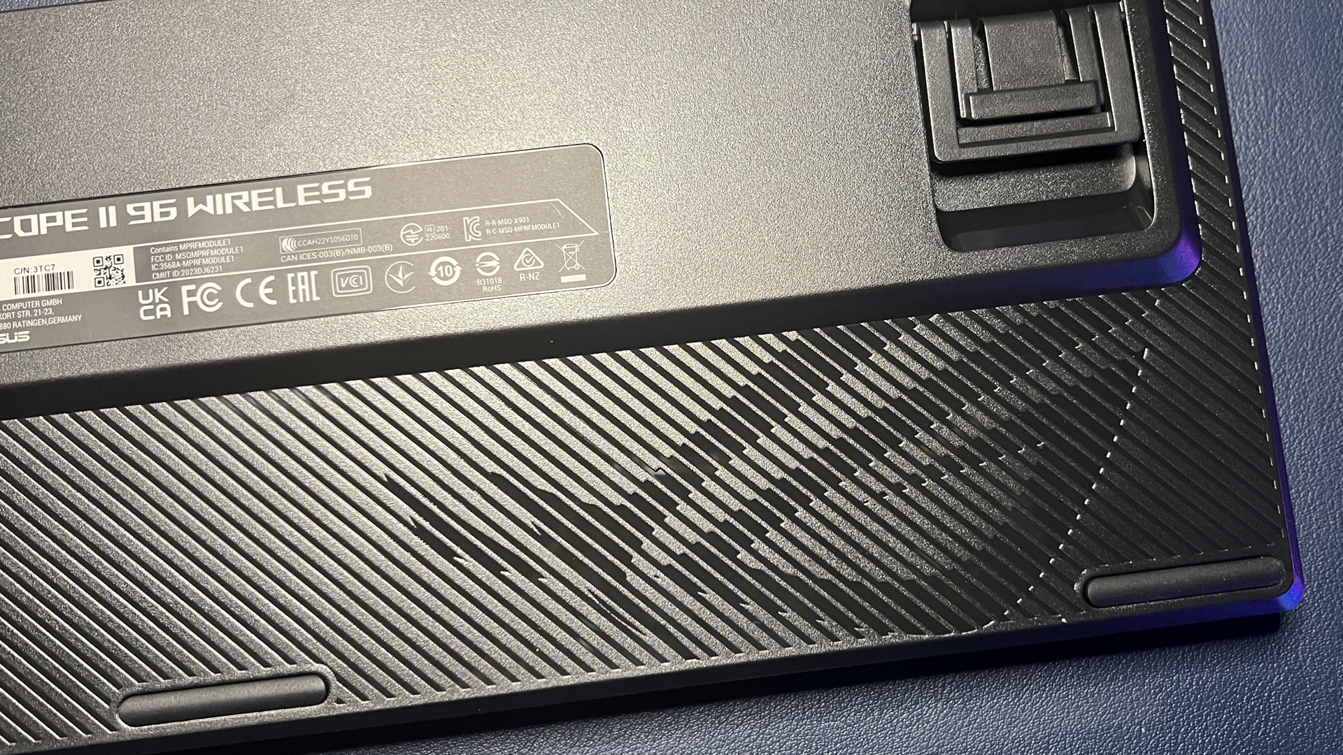 Asus ROG STRIX Scope II 96