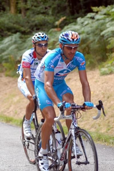Laurent Lefevre (BBox Bouyges Telecom) and Angel Mate Mardones (Serramenti PVC Diquigiovanni) ride in the day's early break.
