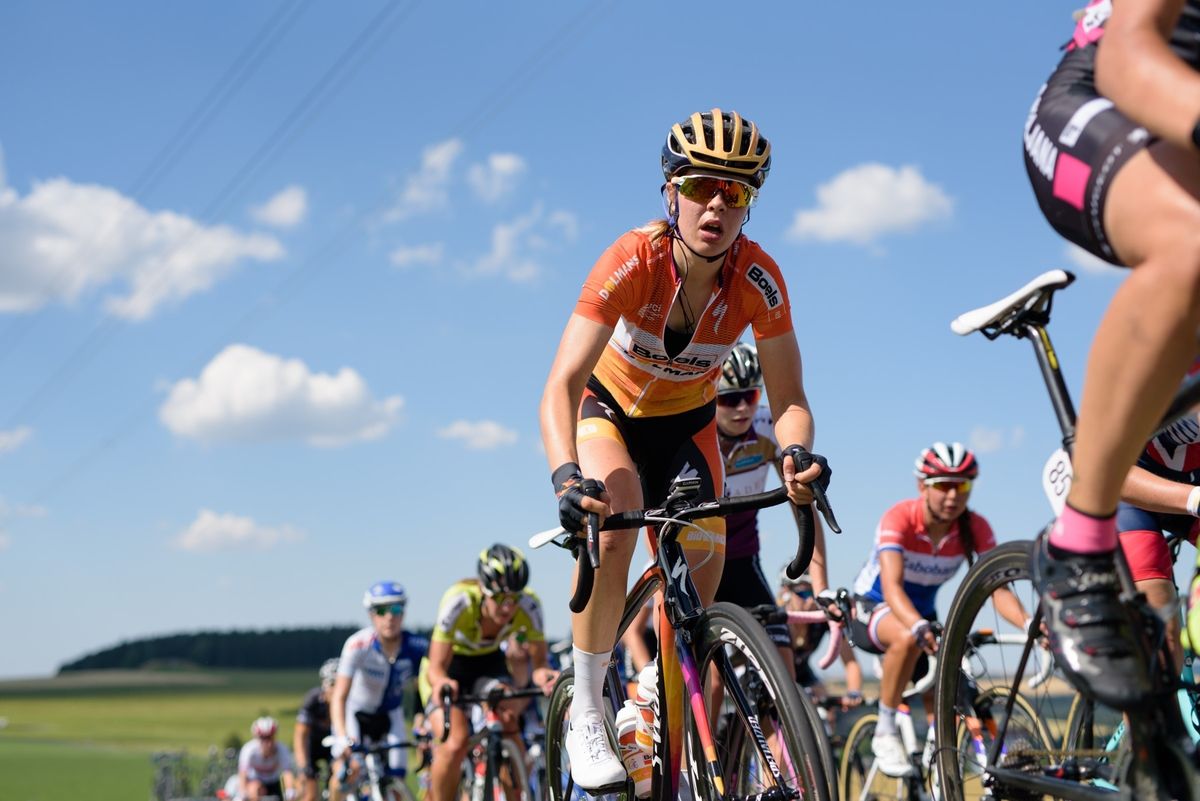 Romy Kasper battles up the longest climb at Th&Atilde;&frac14;ringen Rundfarht