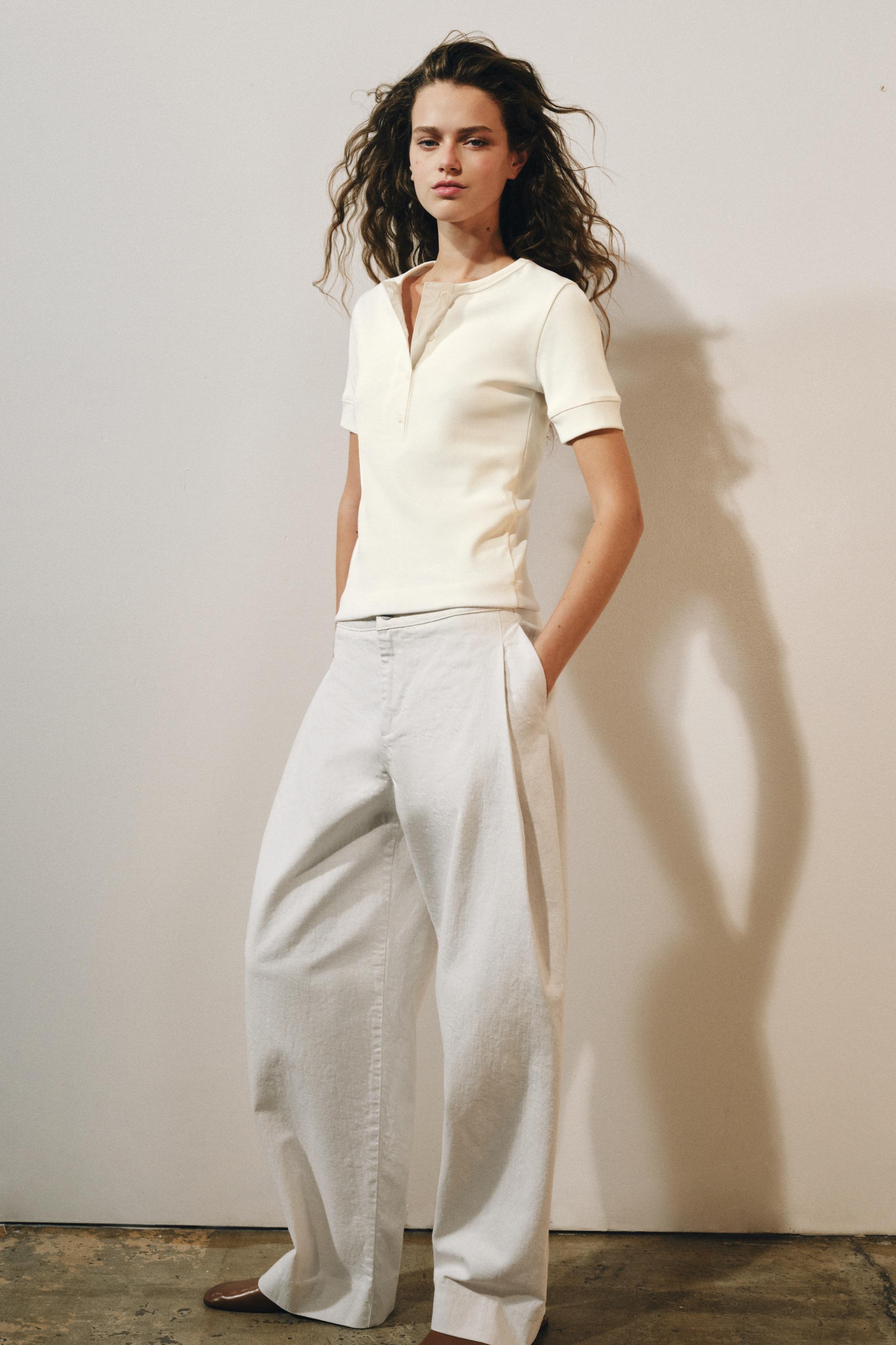 Ribbed Button T-Shirt - White - S