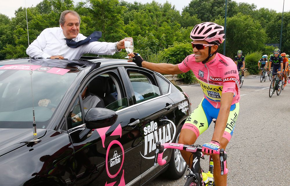 Contador celebrates during the Giro's final stage.