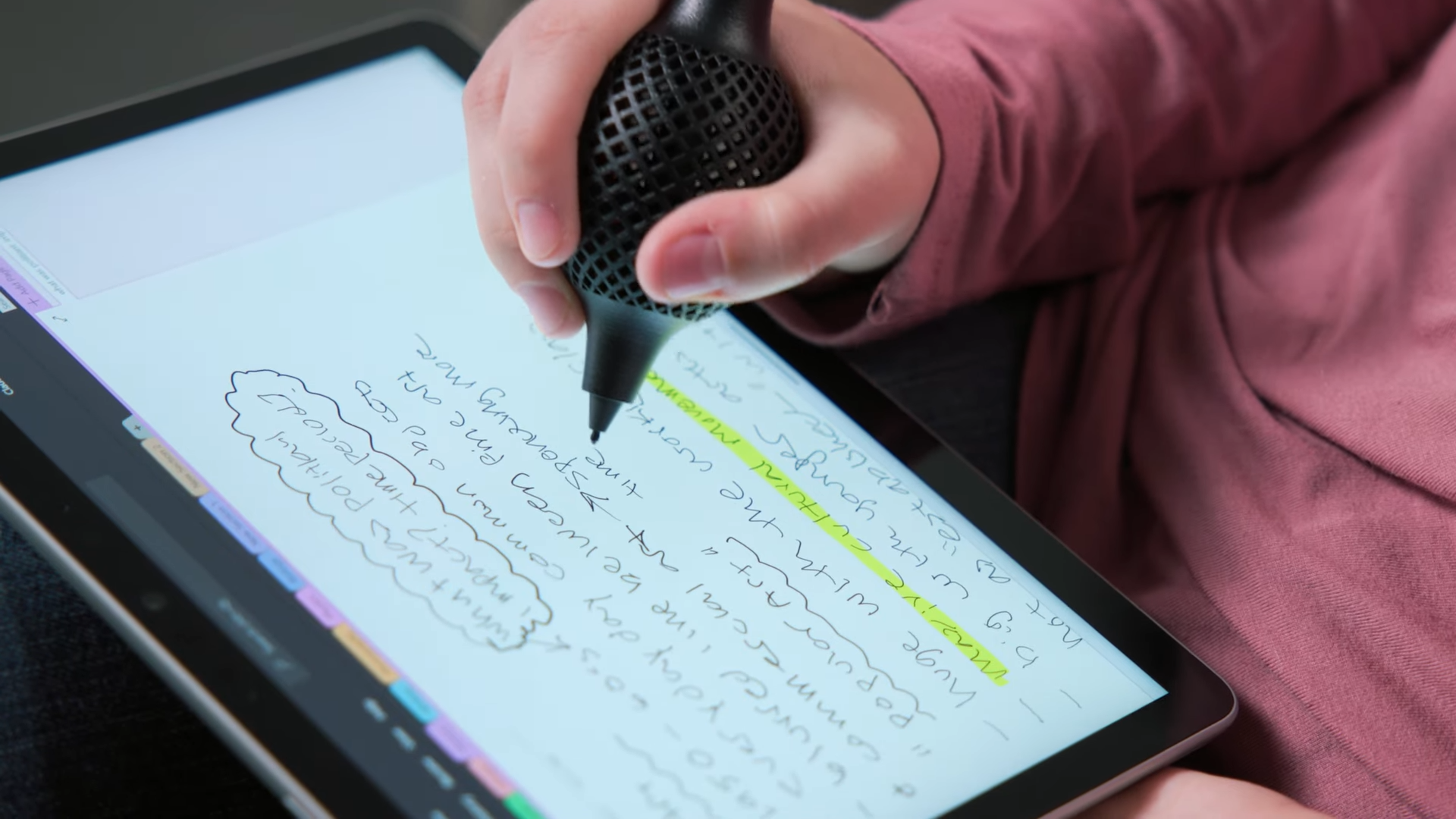 Microsoft highlights adaptive 3D printed grips for Surface Pen during Surface and AI event
