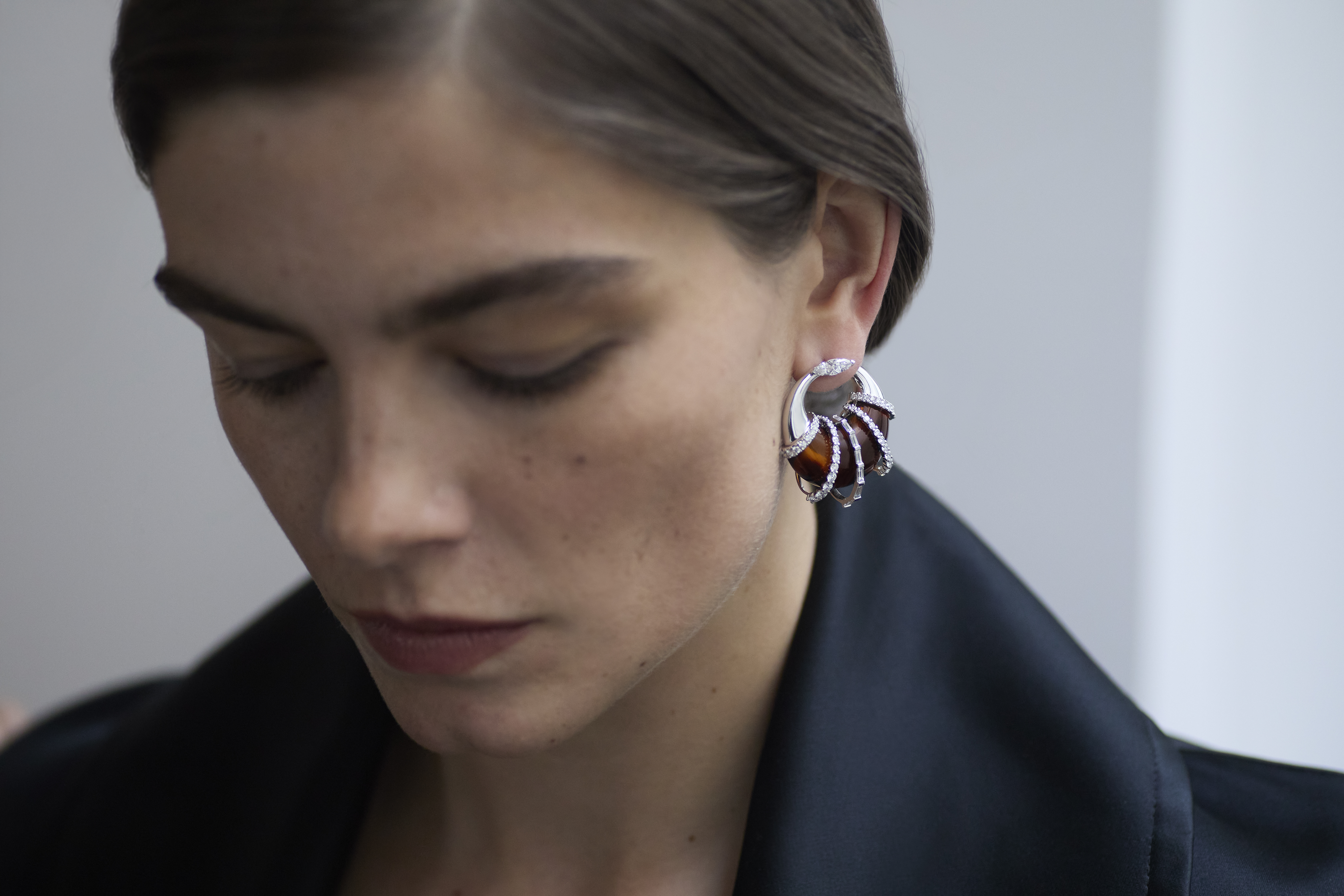 nikos koulis jewellery boutique in paris