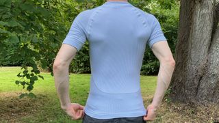 Short sleeved cycling base layer