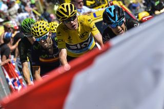 Chris Froome climnbs Alpe d'Huez