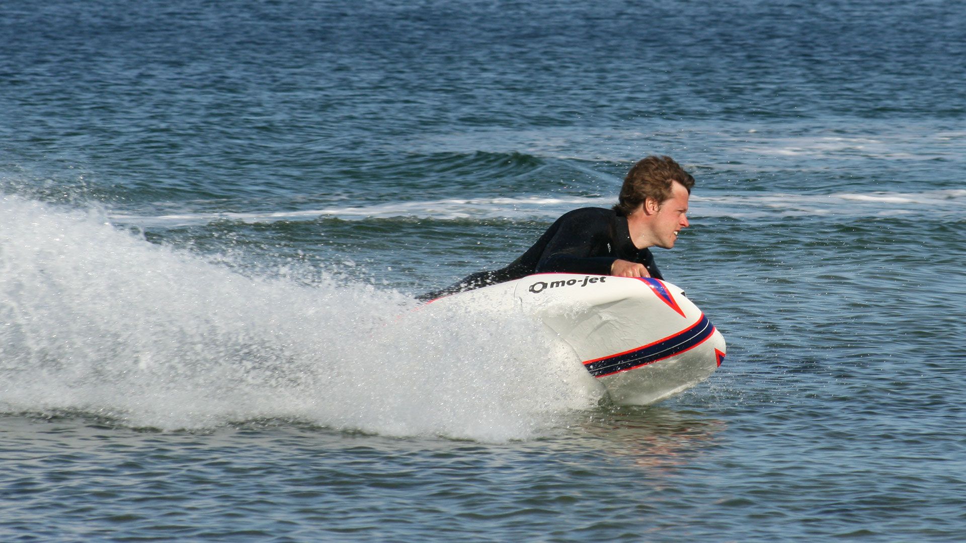 This 40mph electric jetboard is a surfboard, diving jet and hydrofoil