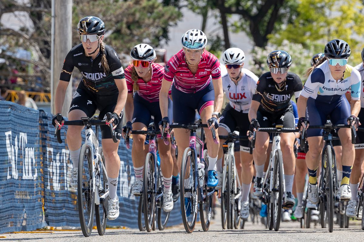 One might described the first couple of laps of the women's race as cautious and restrained. Sam Schneider (L39ION of Los Angeles), Daphne Karagianis and Mia Manganello Kilburg (DNA Pro Cycling) and Maddy Ward (Instafund LaPrima) lead the race up the climb from turn 1 to turn 2.