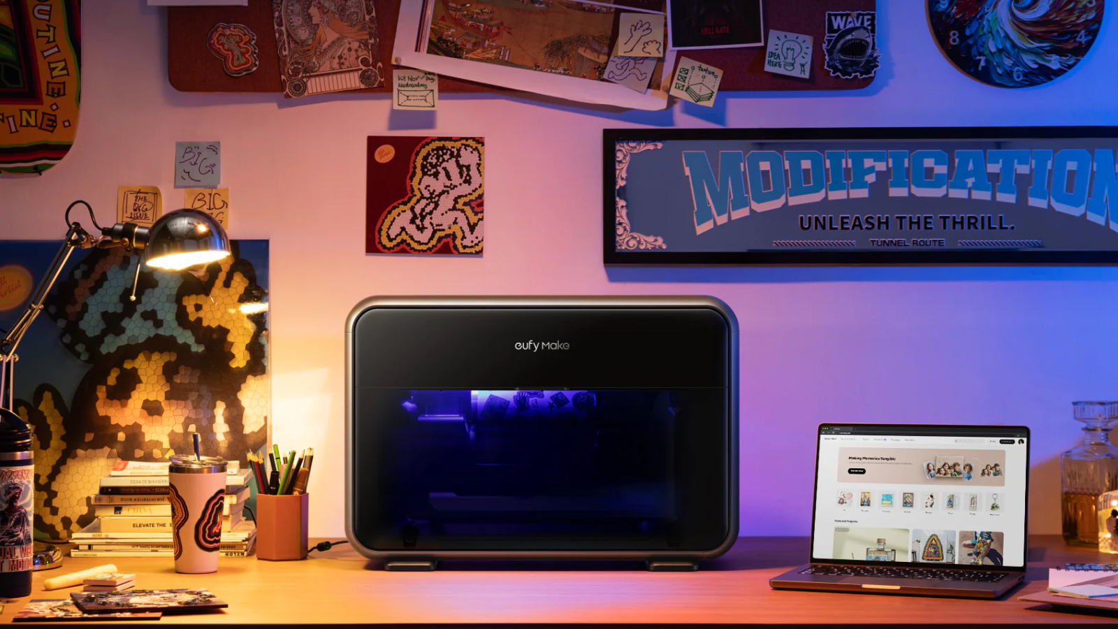 Anker&#039;s 3D texture UV printer in a home office 