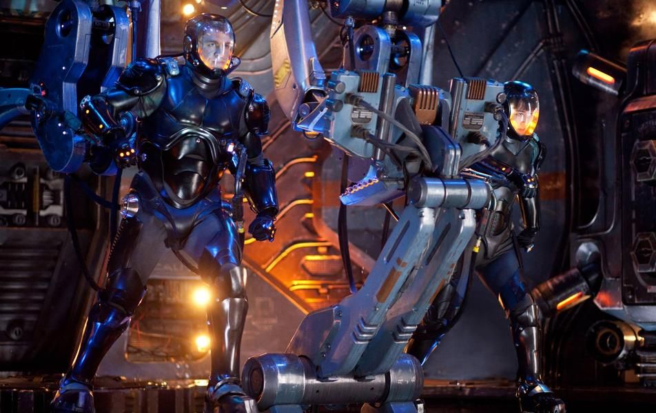 Universal gives Guillermo Del Toro the go-ahead on Pacific Rim sequel