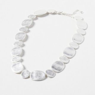 Oliver Bonas Lud Pebble Link Metallic Collar Necklace