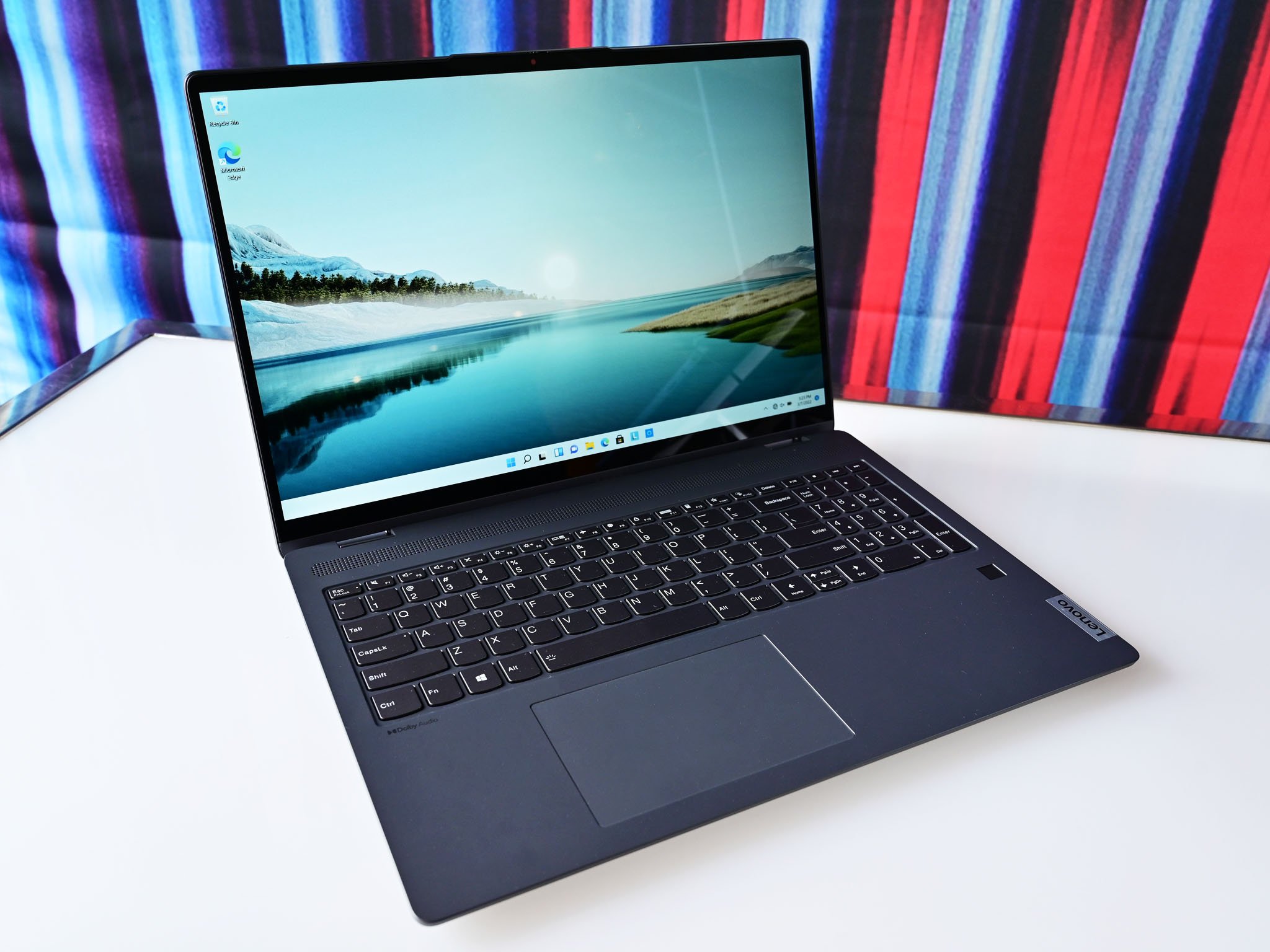 Lenovo unveils three new IdeaPad Flex Windows PCs at MWC 2022 | Windows ...