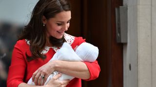 Kate Middleton cradles Prince Louis after giving birth on April 23rd 2018
