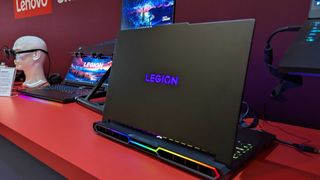 Lenovo Legion Pro 7i 16 (Gen 10)