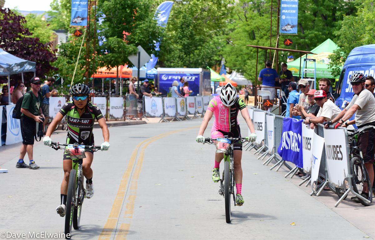 Evelyn Dong (Sho-Air) edged out Jenny Smith(NoTubes) for the final spot on the podium