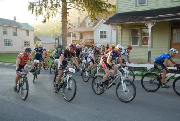 Riders roll out of Coburn at the start.
