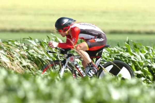 Levi Leipheimer (RadioShack) en route to Tour de Suisse overall victory.