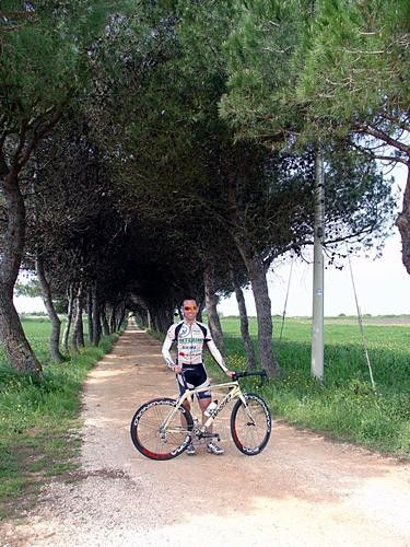 Photo stop on the road to San Cesarea Terme