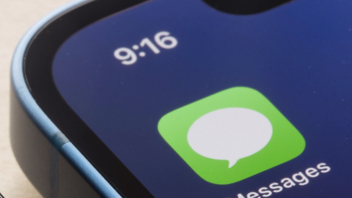 iMessage app on iPhone