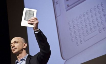 Amazon's CEO Jeff Bezos unveils the Kindle 2 in 2009
