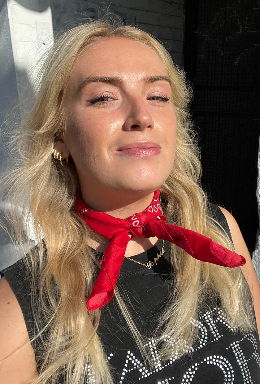 Sophie dopo il suo appuntamento dal parrucchiere