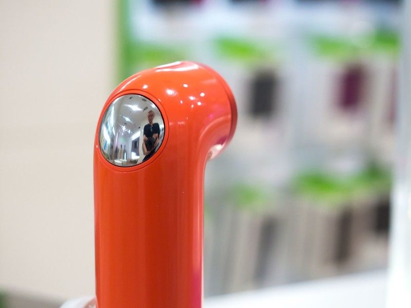 HTC RE camera