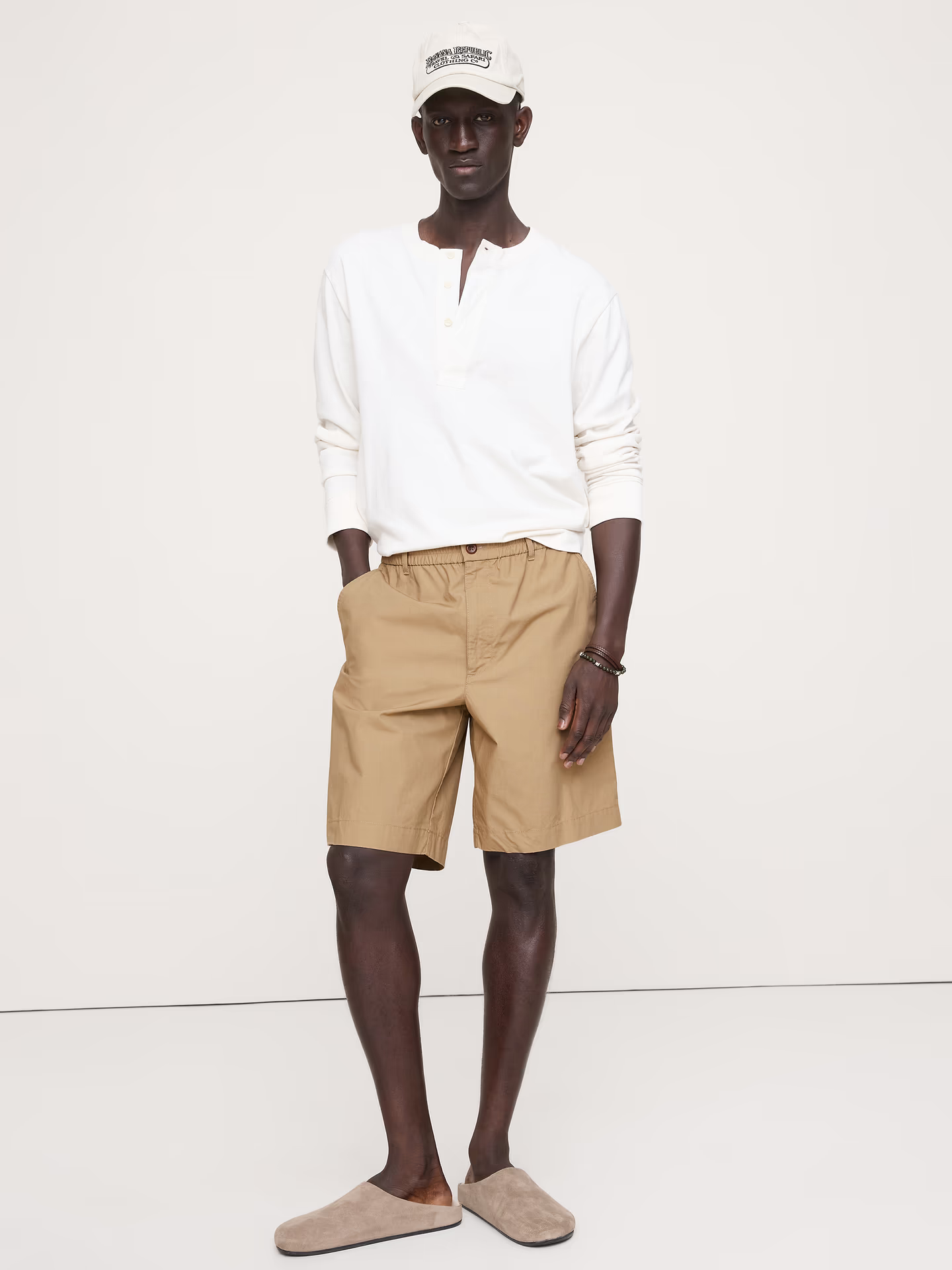 Banana Republic, The Weekender 7" Pull-On Short in Cotton