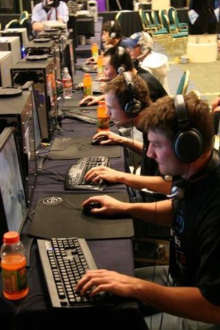 Team 3D, one of the top American Counter-Strike teams, in the heat of battle.