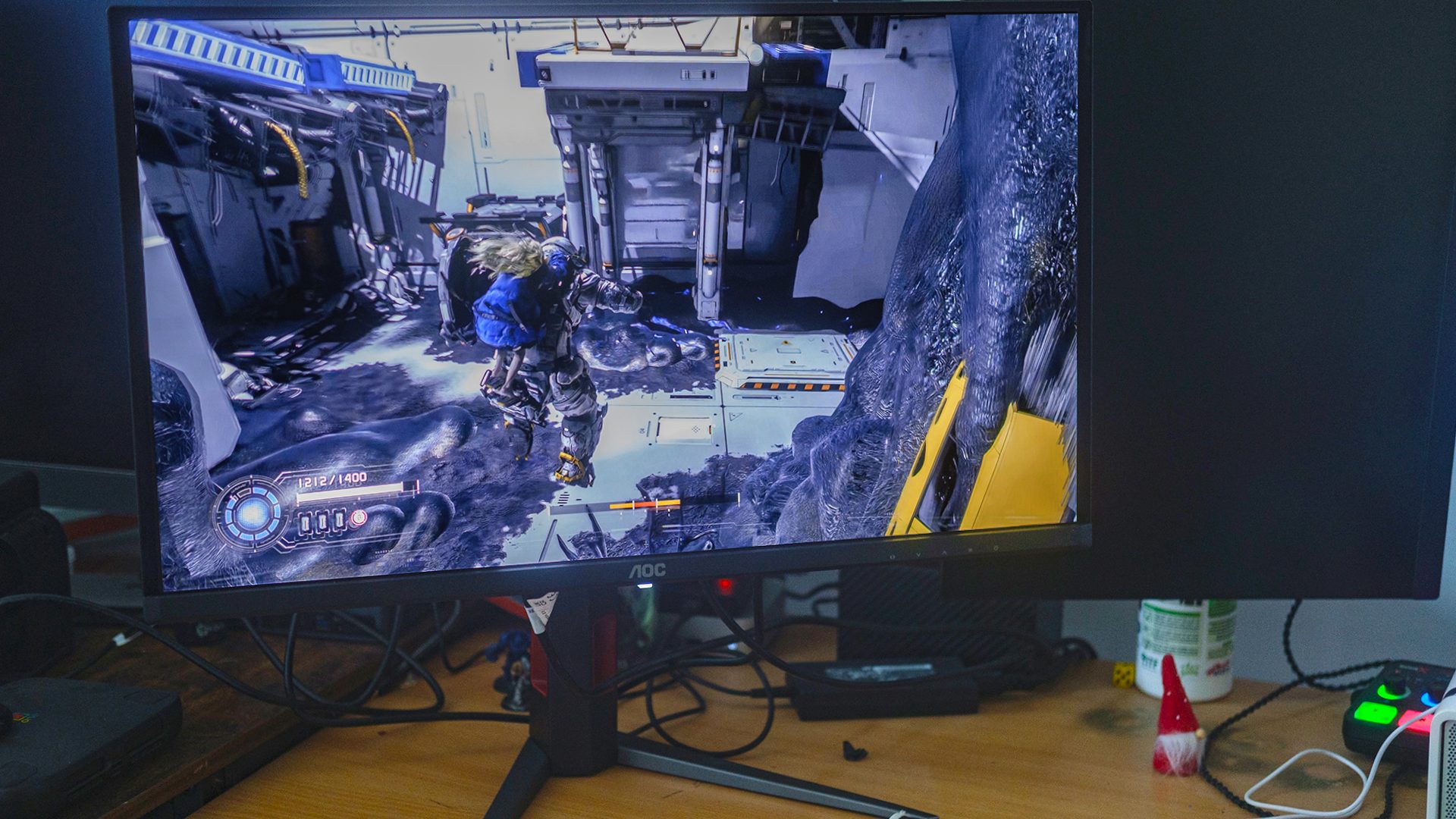 Cheap build aside, the $600 AOC GAMING Q27G4ZD low-key OLED star