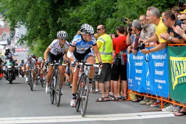 Armstrong led with one lap remaining