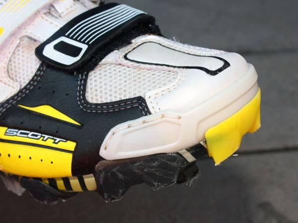 A beefy bumper protects your toes from rock impacts