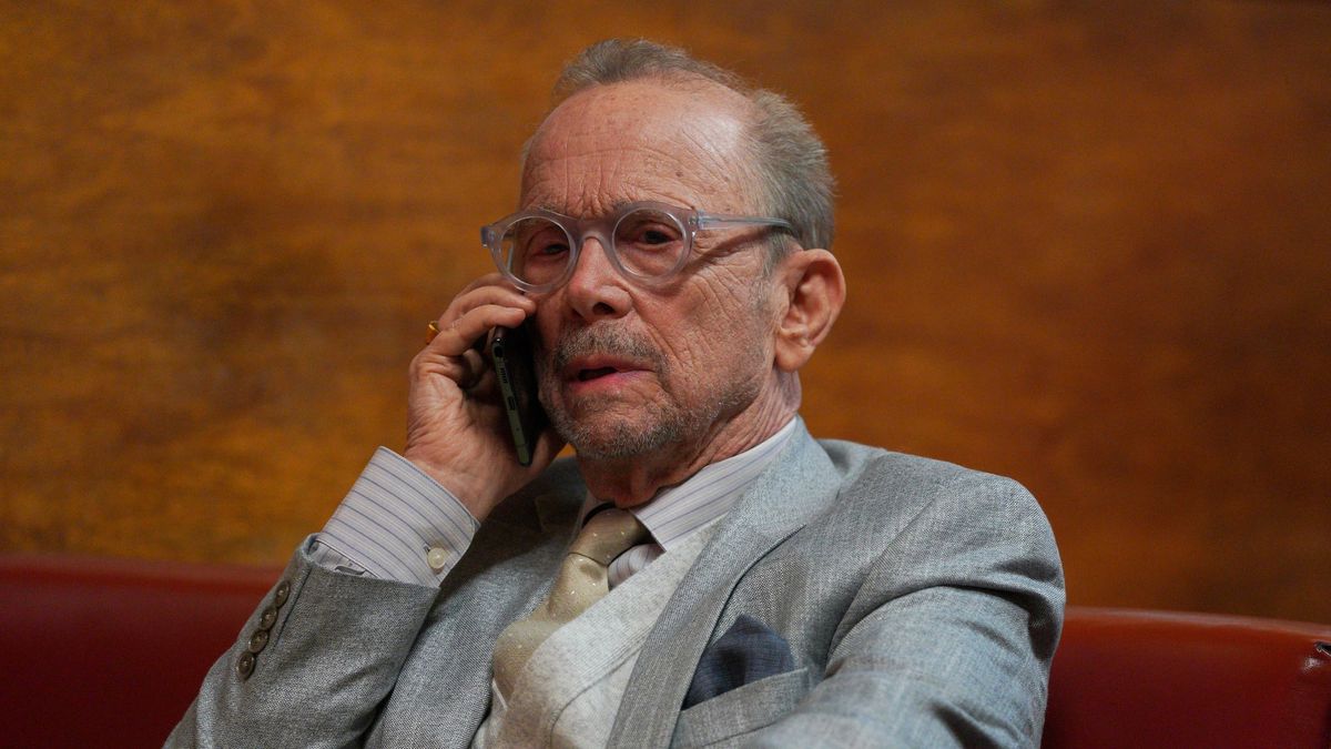 Joel Grey in The Old Man