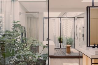 Casa Sexta by All Arquitectura minimalist interior with plants and glass