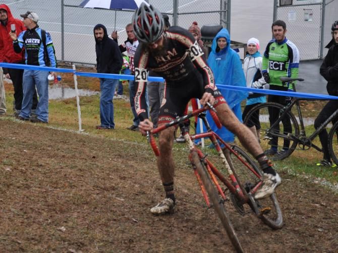 Dan Timmerman (Richard Sachs - RGM Watches - Radix) forced to put a foot down on a slick section.