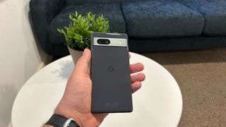 Android smartphone: Google Pixel 7a