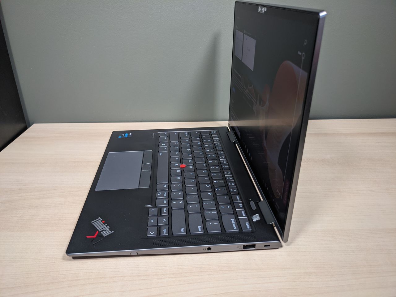 Lenovo ThinkPad X1 Yoga Gen 6